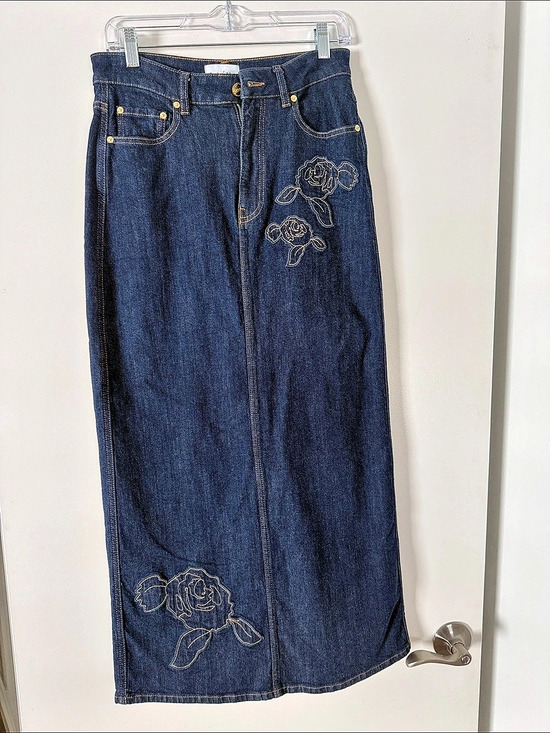 Ganni Dresses & Skirts - GANNI Rose-Embroidered Denim Maxi Skirt in Blue